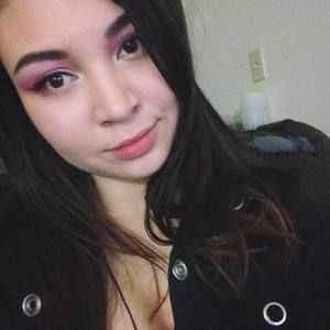 Meet your Posher, Jade